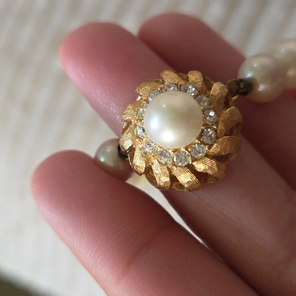 Vintage Pearl Choker Necklace - Picture 5 of 5